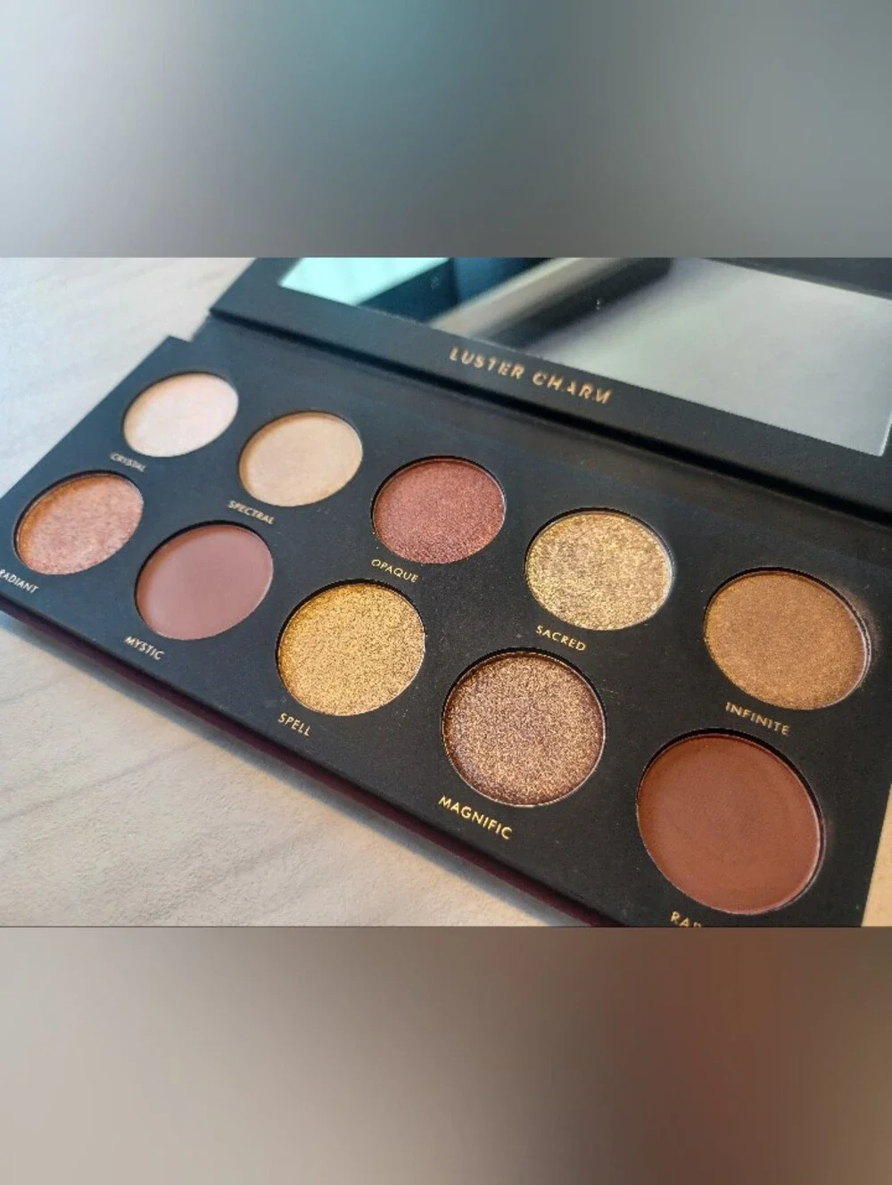 Warm Eyeshadow Palette - Gold & Bronze Shades